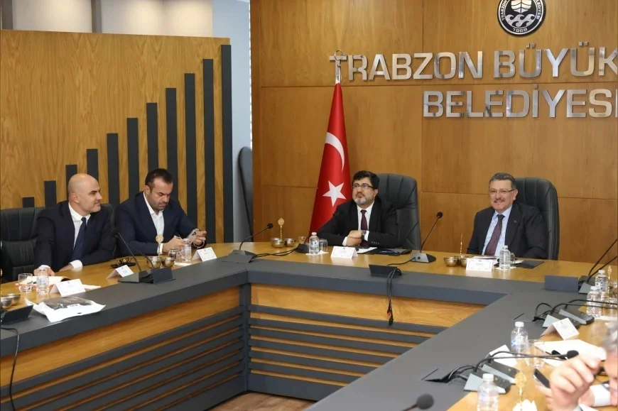 Trabzon Büyükşehir Belediye Başkanı Ahmet Metin Genç: “Raylı Sistemi Gün Gün, Saat Saat Takip Edeceğim”