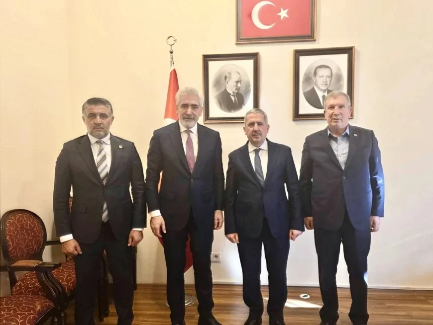 AK Parti Diyarbakır Milletvekili Galip Ensarioğlu, Hazro ve Çüngüş Belediyelerinin Taleplerini Ticaret Bakanlığına İletti