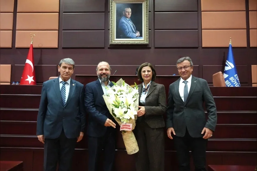 Eskişehir Büyükşehir Belediye Başkanı Ayşe Ünlüce: “Muhtarlarımız, vatandaşlarla resmî kurumlar arasında köprü vazifesi görüyor”