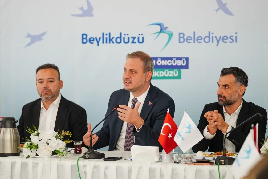Beylikdüzü Belediye Başkan Vekili Av. Önder Serkan Çebi Son 18 Aylık Hizmetleri ve Yeni Projeleri Basınla Paylaştı