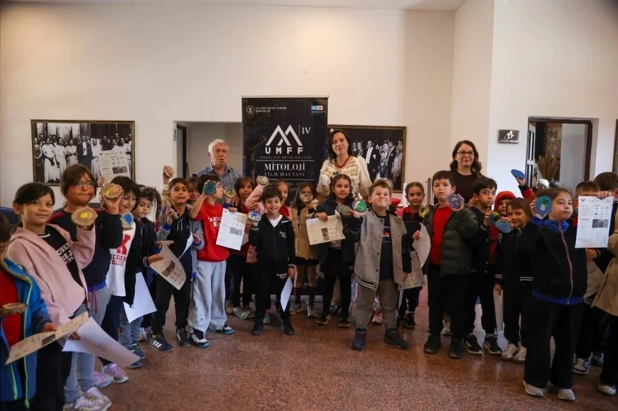 Efeler’de Uluslararası Mitoloji Film Festivali Sinema, Tarih ve Sanatı Bir Araya Getirdi