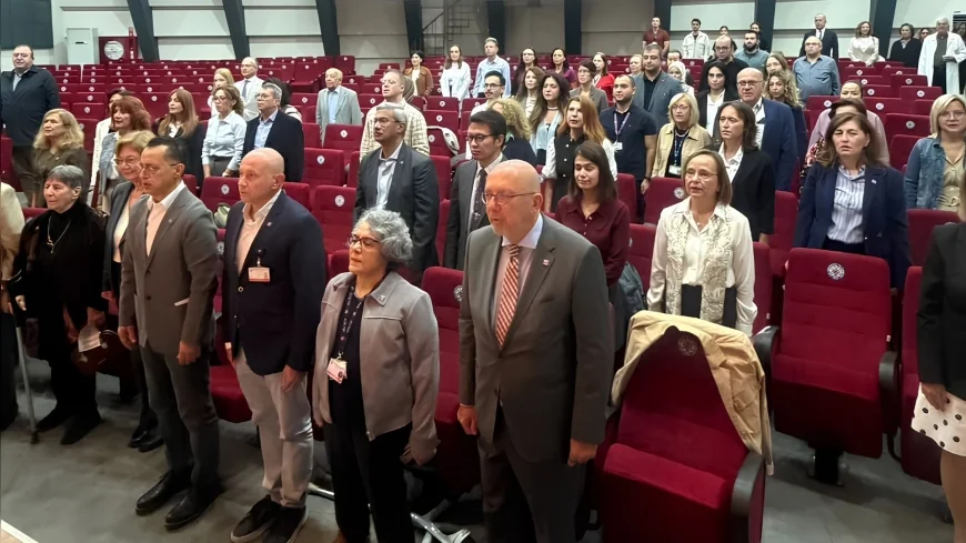 Ege Üniversitesi Tıp Fakültesinde Radyoterapinin 50 Yılı Yapay Zekâ ve Bilimsel Başarılarla Kutlandı
