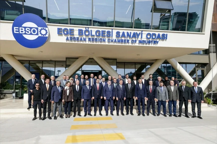 İzmir Büyükşehir Belediye Başkanı Dr. Cemil Tugay: “Kısa zamanda çok iş yapmak istiyoruz, bunu yapmak zorundayız”