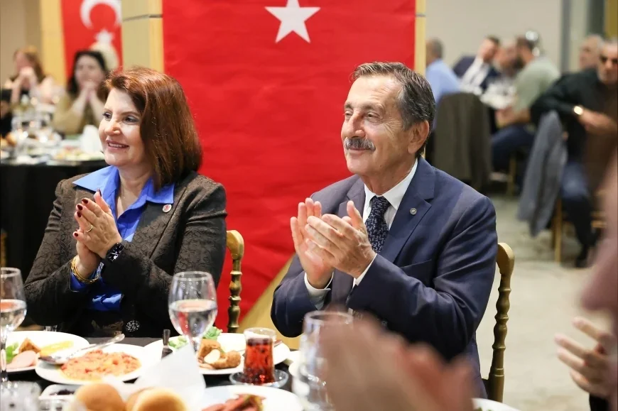 Tepebaşı Belediye Başkanı Dt. Ahmet Ataç: “Önceliğimiz Size ve Mahallelerimize Hizmet Etmek”