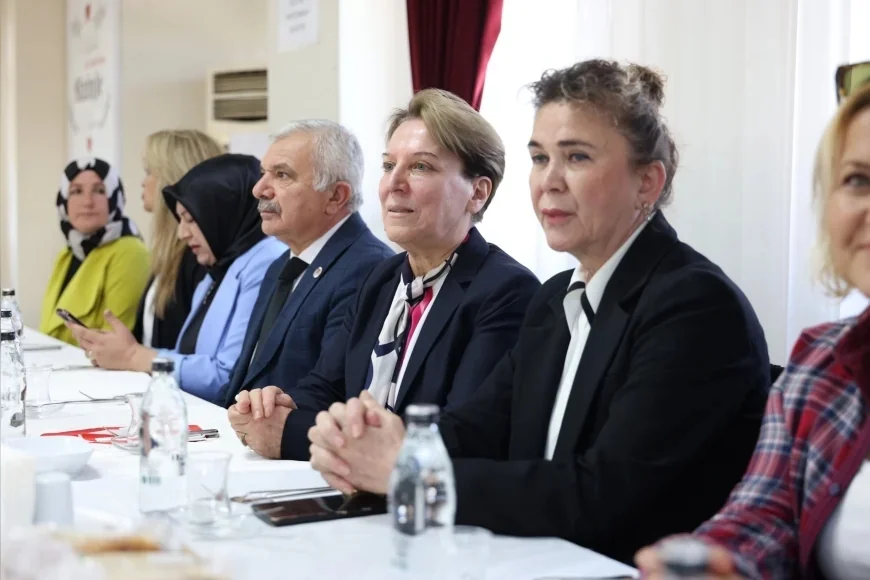 Keçiören Belediyesi Başdanışmanı Ayşe Sucu: Kadın ve Ailenin Toplumdaki Yeri Söyleşide Ele Alındı