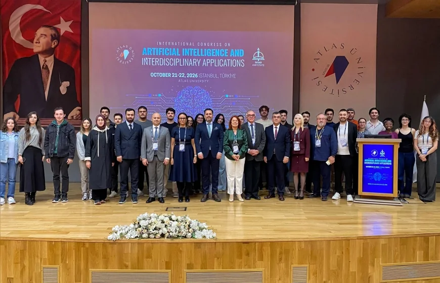 Atlas Üniversitesinde 38 Ülkeden Akademisyenleri Buluşturan Uluslararası Yapay Zekâ Kongresinde 383 Bildiri Sunuldu