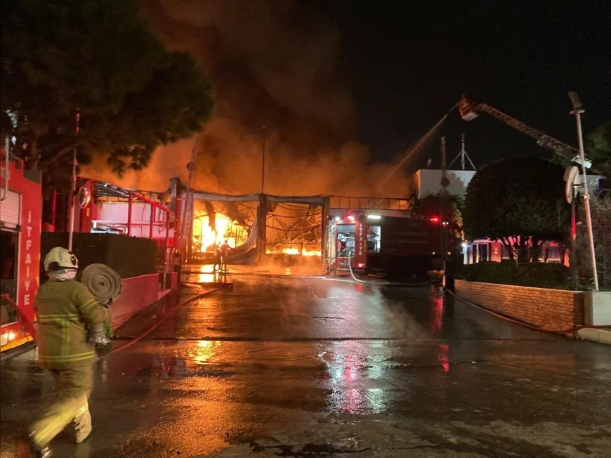 Manisa Büyükşehir Belediye Başkanı Besim Dutlulu: “Çok Şükür İçeride İşçi Yok, Çok Geçmiş Olsun”