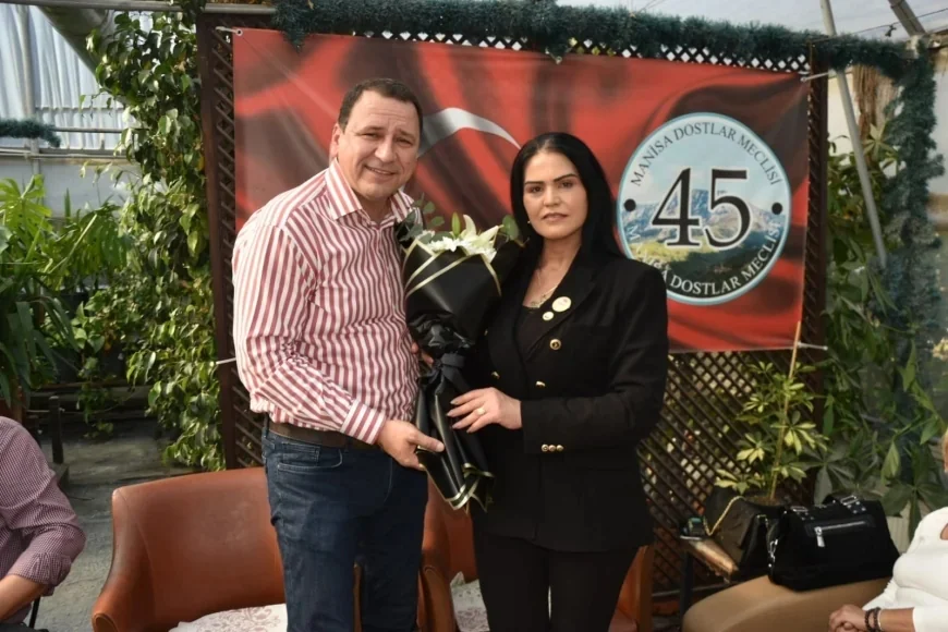 Manisa Dostlar Meclisi Başkanı Cihan Canuyar: “Milli ve Manevi Duyguları Güçlü Bir Gençliğin Yetişmesi Gerekiyor”