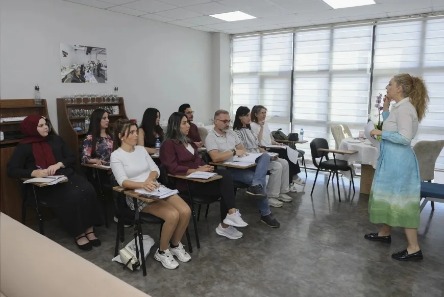 Mersin Büyükşehir Belediyesi MERCEK Kurslarıyla Turizm Sektörüne Nitelikli Personel Yetiştiriyor