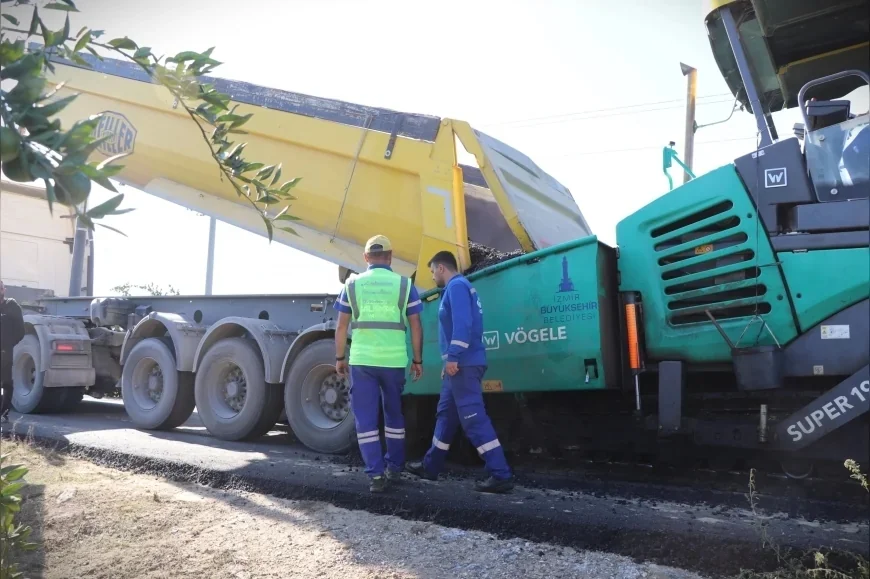 İzmir Büyükşehir Belediyesi Selçuk’ta 15,5 Kilometrelik Yolu Yeniliyor: Barutçu Etabı Tamamlandı