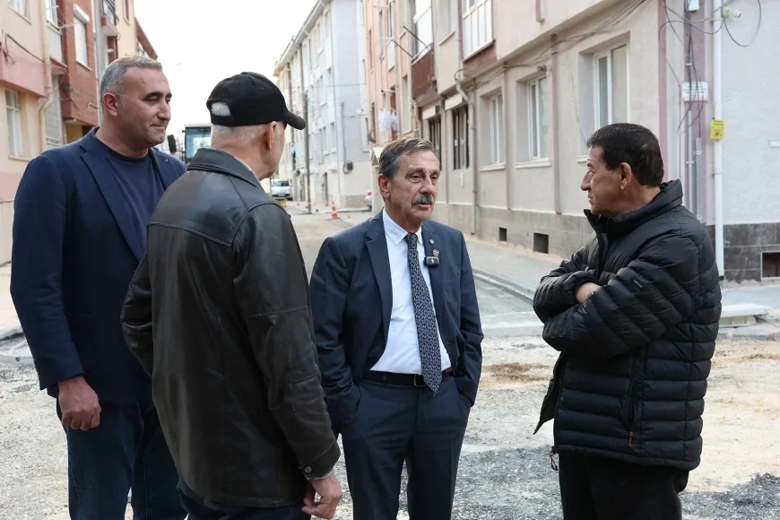 Tepebaşı Belediye Başkanı Dt. Ahmet Ataç: “Her mahallede daha güvenli ve konforlu ulaşım için çalışıyoruz”