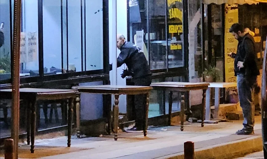 Çorum’da Yüzü Maskeli Saldırgan İş Yerine Tabancayla Ateş Açtı, Polis Şüphelinin Peşine Düştü