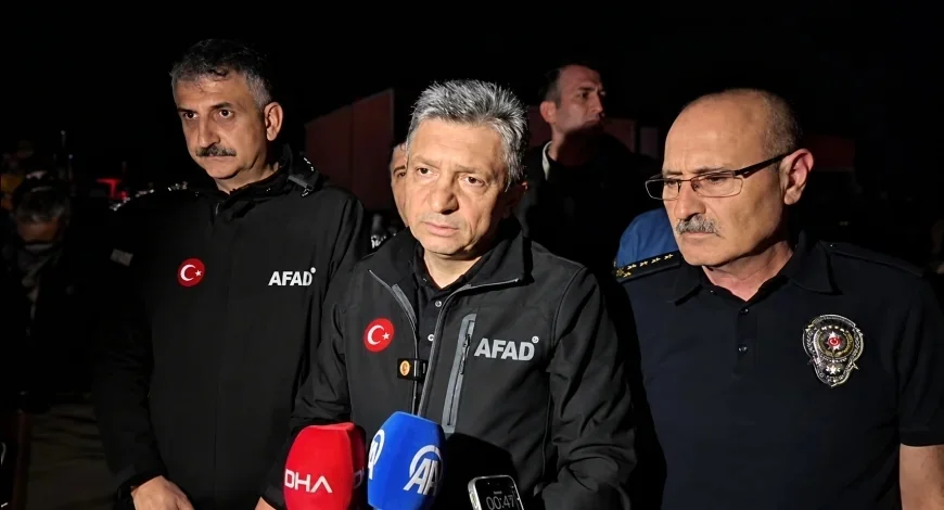 Antalya Valisi Hulusi Şahin: “Kepez’de Meydana Gelen Hortumda 4 İşçimiz Hayatını Kaybetti, 1 İşçimiz Yaralandı”