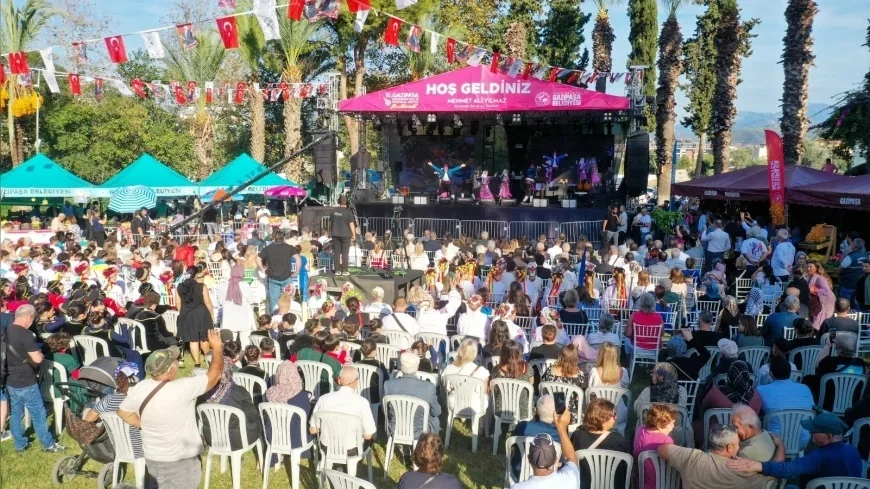 Antalya Gazipaşa’da 16. Çekirdeksiz Nar ve Tropikal Meyve Festivali Başlıyor: Dört Gün Boyunca Gastronomi, Kültür ve Müzik Buluşacak