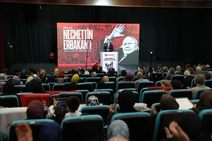 Saadet Partisi Genel Başkanı Mahmut Arıkan İzmir’de Konuştu: “Erbakan Hocamıza Vereceğimiz En Güzel Vefa Hediyesi, İdeallerini İktidara Taşımaktır”