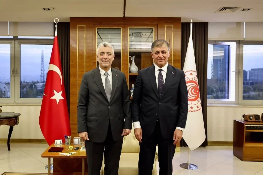 Ticaret Bakanı Ömer Bolat: “İzmir için çok daha yakın bir iş birliği ve güçlü bir koordinasyon içerisinde olacağız”