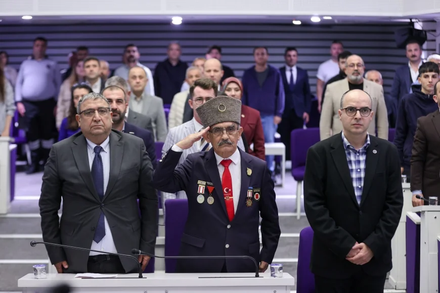 Buca Belediyesi’nin Cumhuriyet’in 103’üncü Yılı Etkinliklerinde Atatürk’ün Liderlik Vizyonu ve Milli Egemenlik Anlayışı Ele Alındı