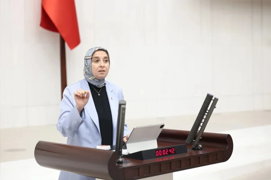 DEVA Partisi Genel Başkan Yardımcısı Elif Esen: “Cumhuriyet’e borcumuz, çocuklara korkmadan, aç kalmadan, üreterek büyüyecekleri bir ülke bırakmaktır”