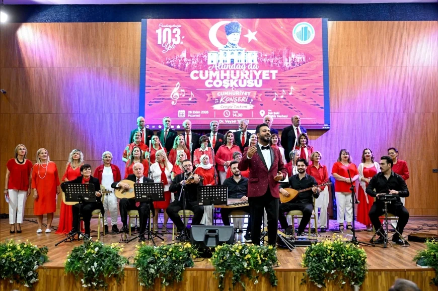 Altındağ Belediyesi Cumhuriyet’in 103’üncü Yılını Coşku Dolu Konserle Kutladı