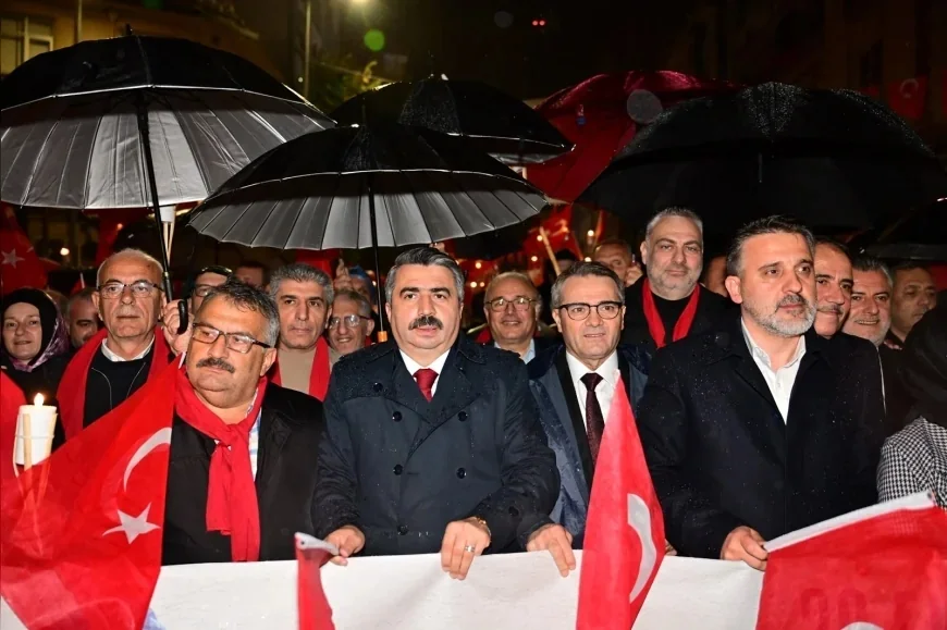 Yıldırım Belediye Başkanı Oktay Yılmaz: “Cumhuriyetimizi Yaşatmak ve Türkiye’yi Her Alanda İleriye Taşımak En Büyük Sorumluluğumuz”