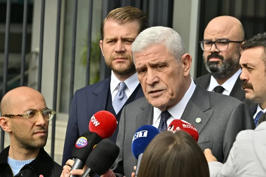 İYİ Parti Genel Başkanı Müsavat Dervişoğlu: “Bahçeli’ye duyulan nefretten insani davranışımın sorgulanmasını yadırgıyorum”