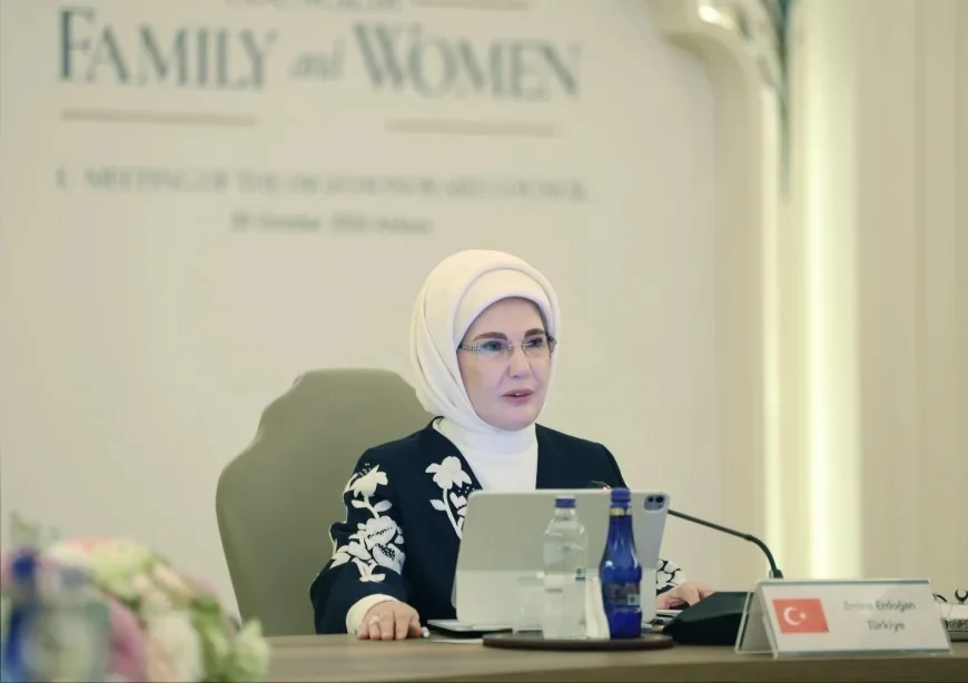 EMİNE ERDOĞAN: “KADINLARIN TOPLUM HAYATINDA GÜÇLÜ VE ETKİN BİR KONUMDA OLMASI TÜRK DÜNYASININ TARİHİ MİRASINDA VAR”