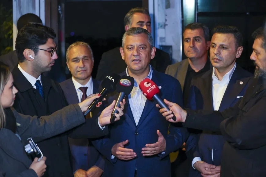 YENİ Parti Genel Başkanı Özgür Özel: “Sinem Başkan’ı Ev Hapsinde Tutmak Üsküdar’a Kafa Tutmaktır”